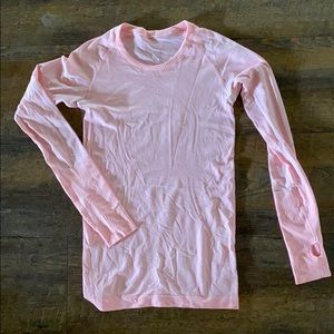Swiftly Tech Long Sleeve Lululemon Shirt